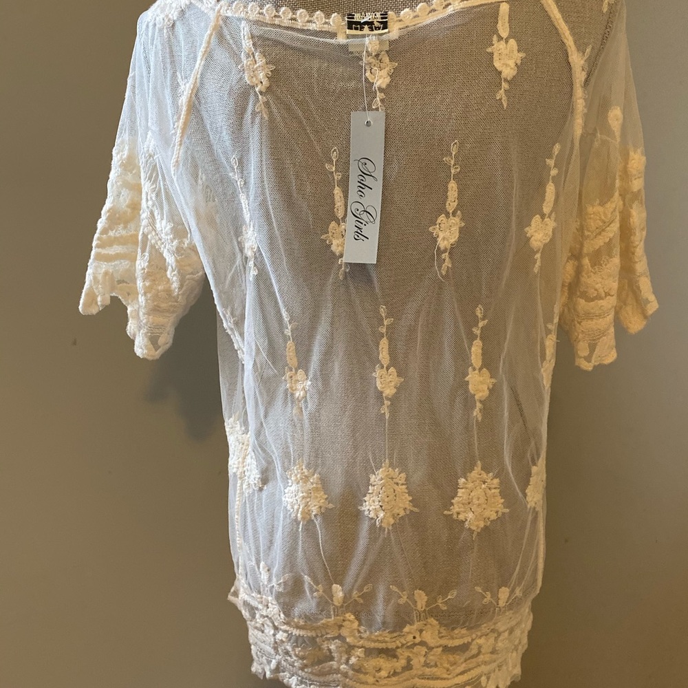 Ivory Mesh Crochet - Picture 5 of 5